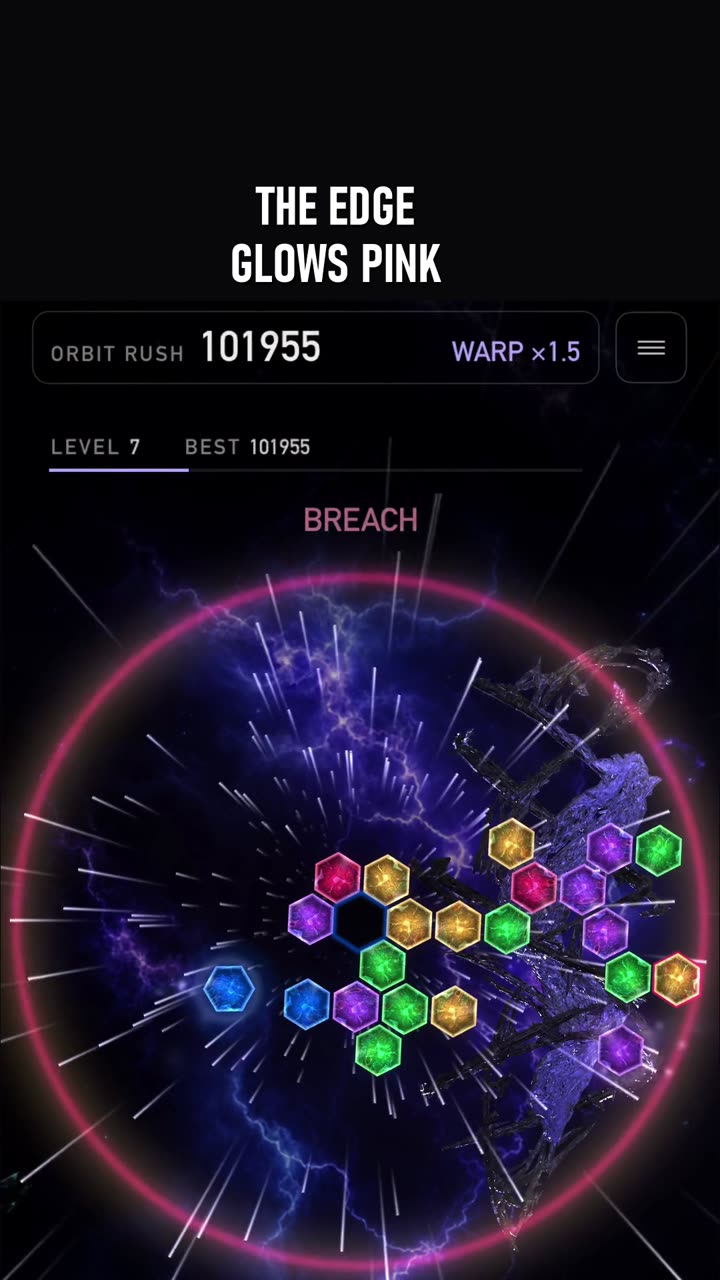 Still from the clip: How do you save a run?
A pink edge means pieces are crowding it, and three there for 1.5 seconds end the run. One match cleared most of the board and the warning went away.